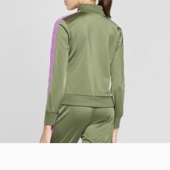 Umbro Women's Green and Purple Bomber set of 2pcs Jacket and pants - Picture 3 of 5